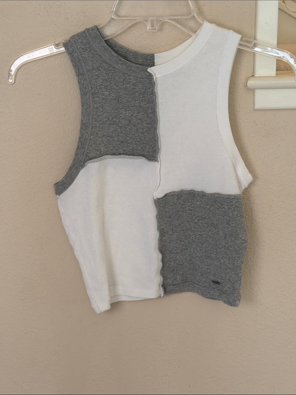 Hollister Two-Tone Ribbed Patchwork Tank Top - White & Gray